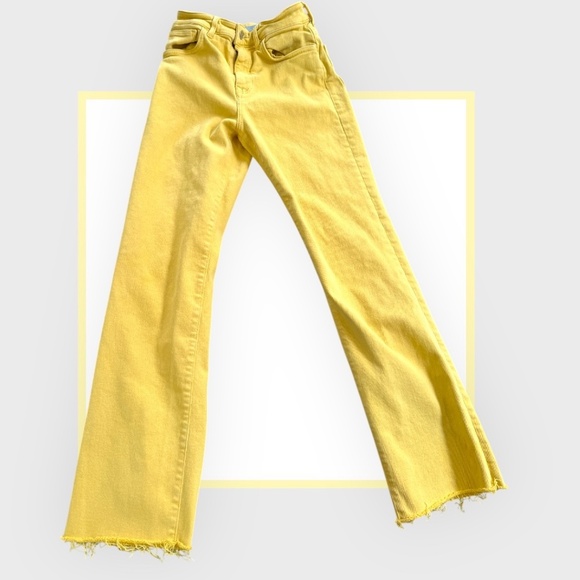 Show Your School Spirit in these yellow demin jeans with raw edge - Picture 1 of 5